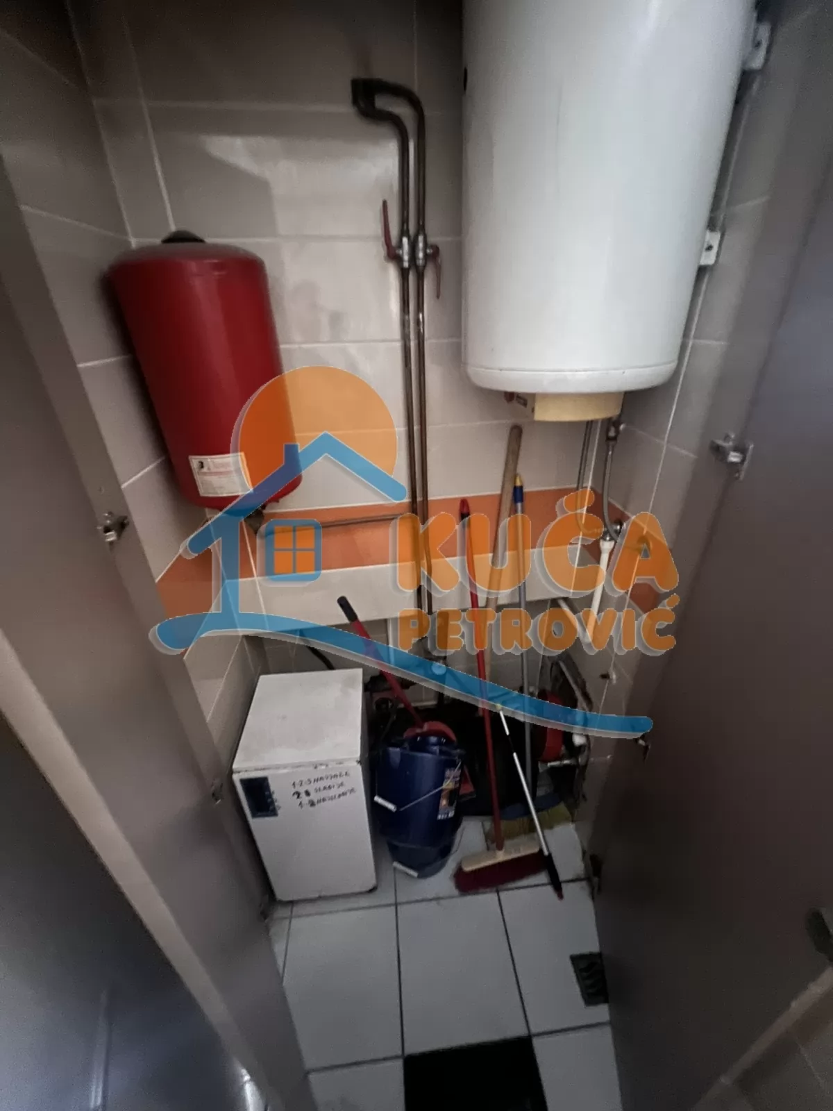 Lokal, 88 m2, Crveni Pevac, Vožda Karađorđa ID: i-015168 6