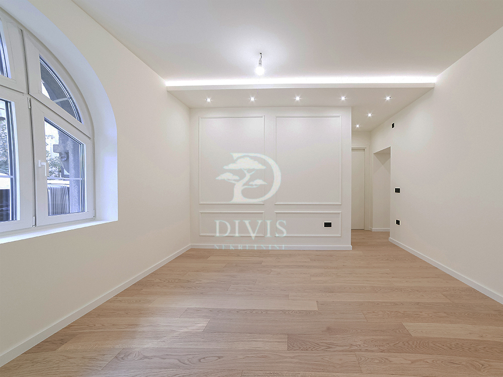 Renoviran 3 0 stan kod Skadarlije  70m2  parking 1