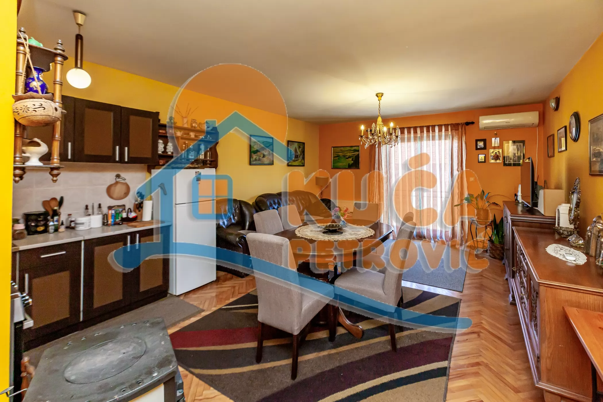 četvorosobna kuća, 300 m2, Crveni krst, Palmotićeva ID: p-015181 1