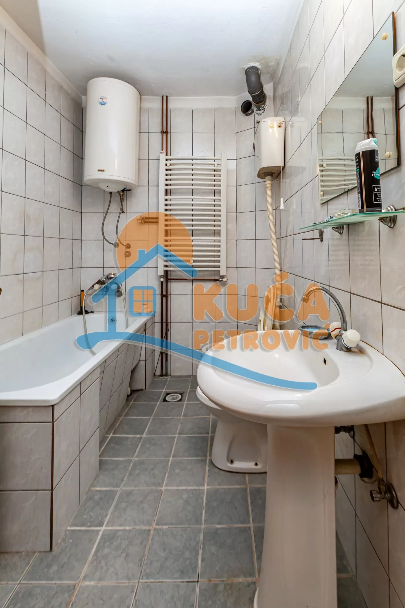 četvorosobna kuća, 300 m2, Crveni krst, Palmotićeva ID: p-015181 14