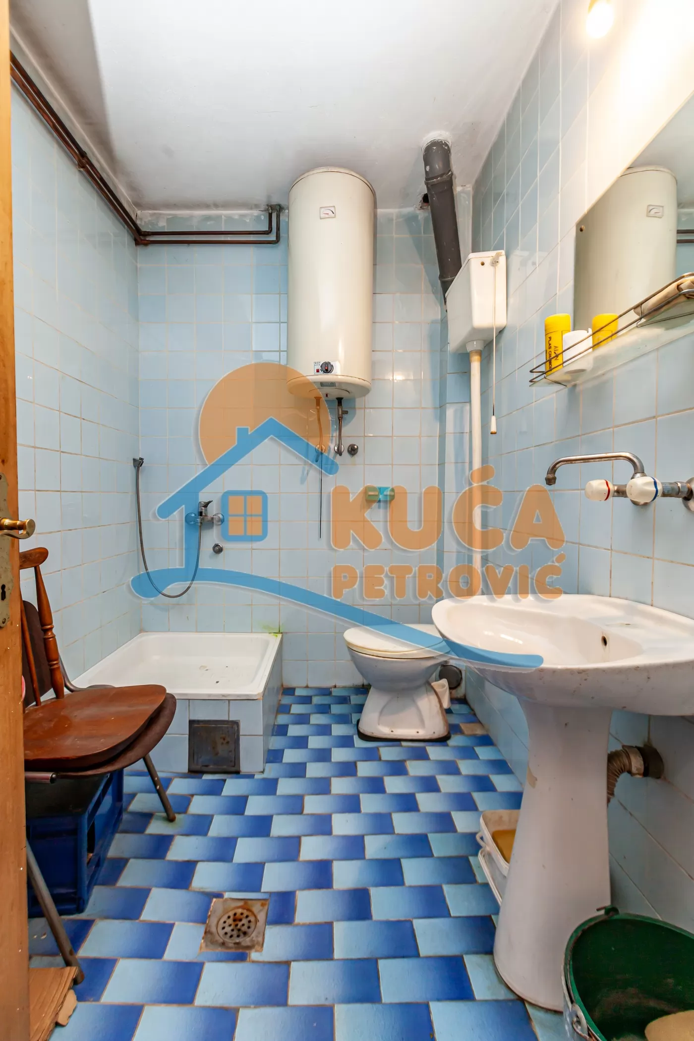 četvorosobna kuća, 300 m2, Crveni krst, Palmotićeva ID: p-015181 15