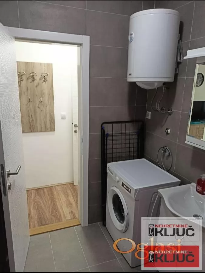 Odlican moderno opremljen stan na Adicama 4