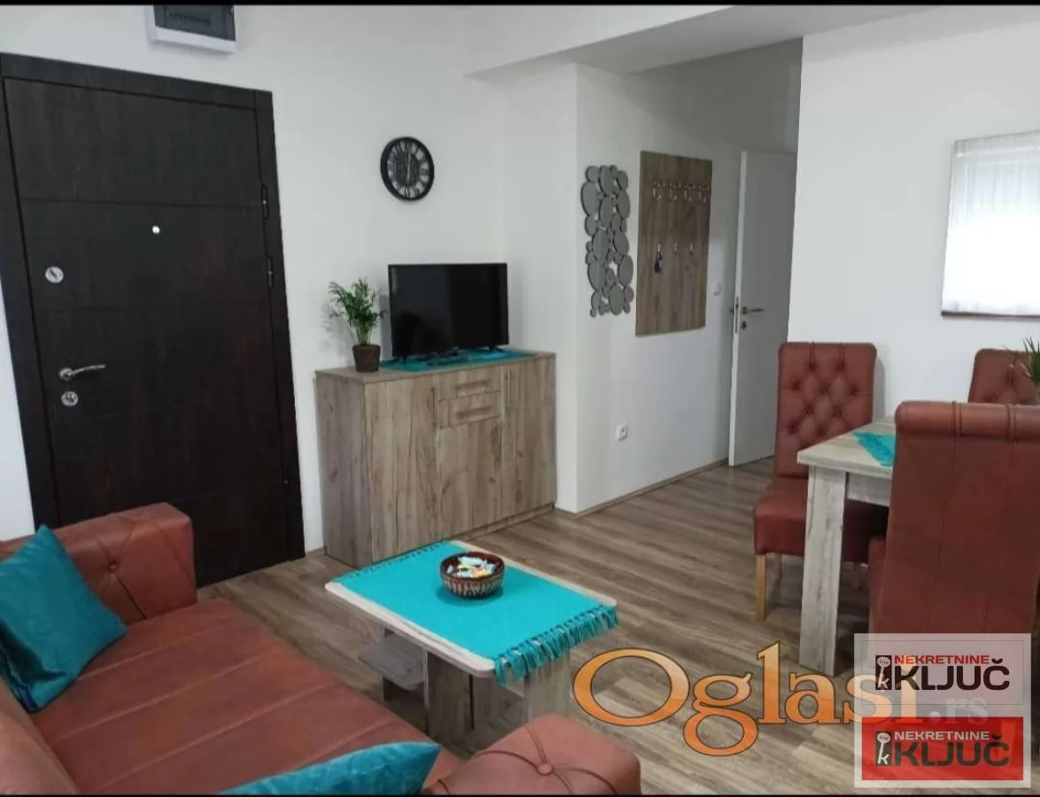 Odlican moderno opremljen stan na Adicama 8