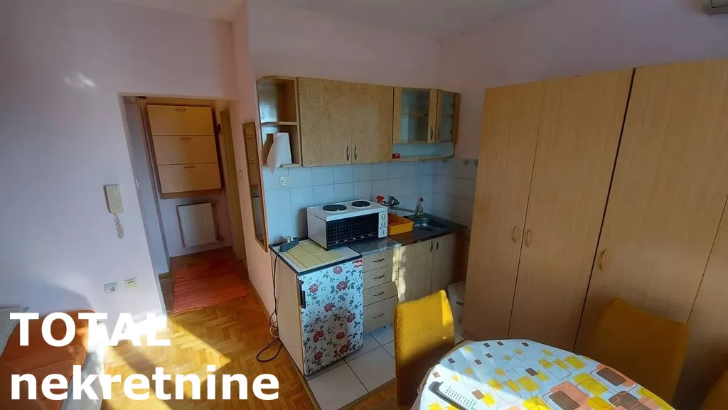 Stan,NOVI SAD,SALAJKA,kv: 18.00, € 56000, ID: 1101441 5