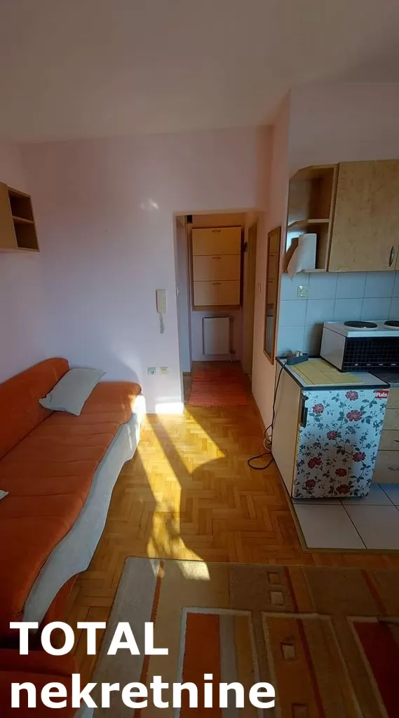 Stan,NOVI SAD,SALAJKA,kv: 18.00, € 56000, ID: 1101441 6