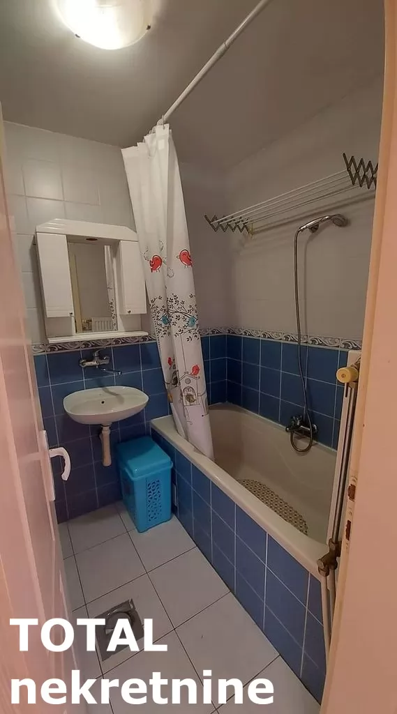 Stan,NOVI SAD,SALAJKA,kv: 18.00, € 56000, ID: 1101441 9