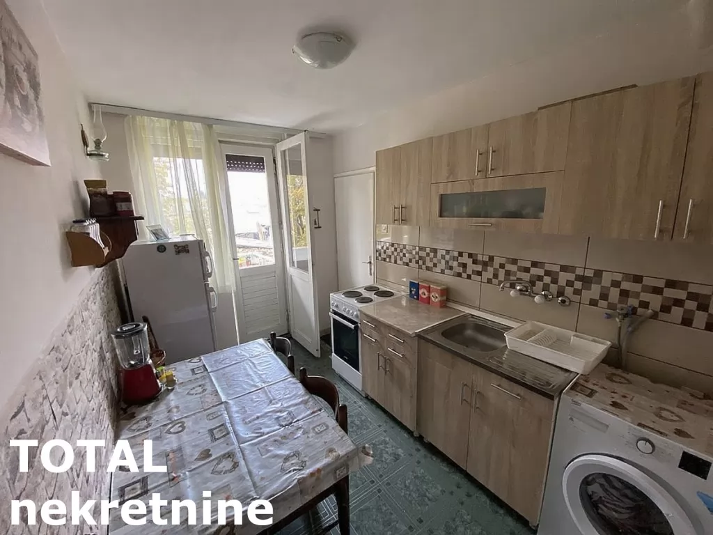 Stan,PETROVARADIN,PETROVARADIN,kv: 53.00, € 116000, ID: 1101637 7