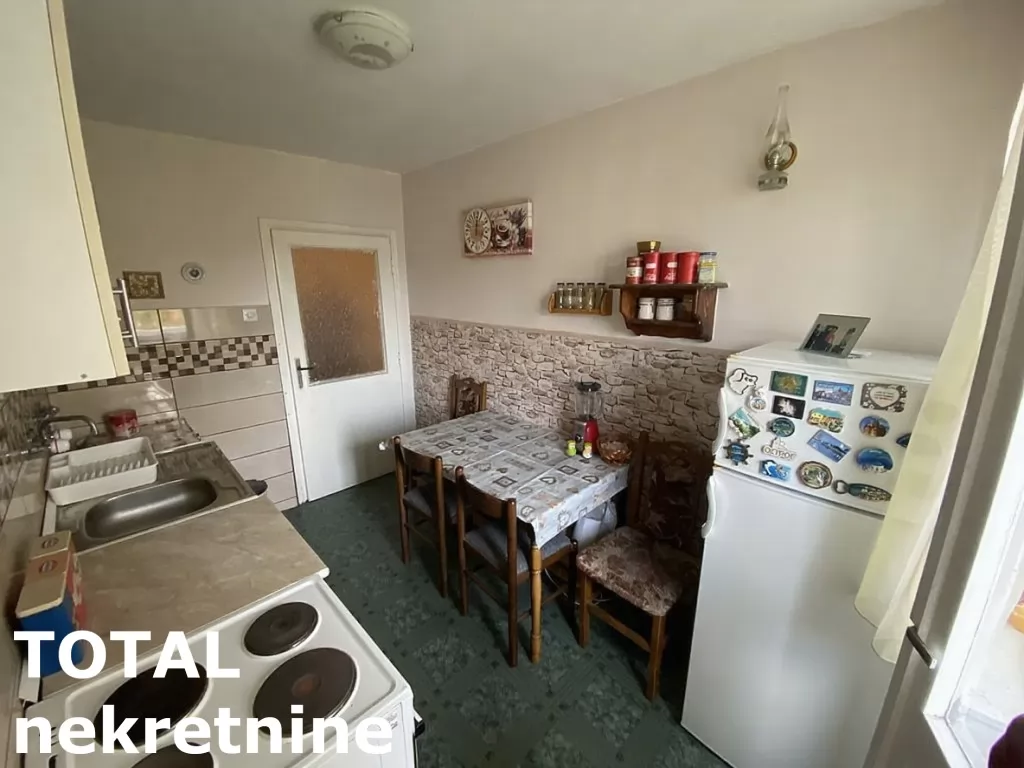 Stan,PETROVARADIN,PETROVARADIN,kv: 53.00, € 116000, ID: 1101637 8