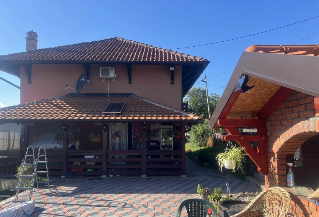 Prodajem seosko domacinstvo Gornji Milanovac Brdjani 1