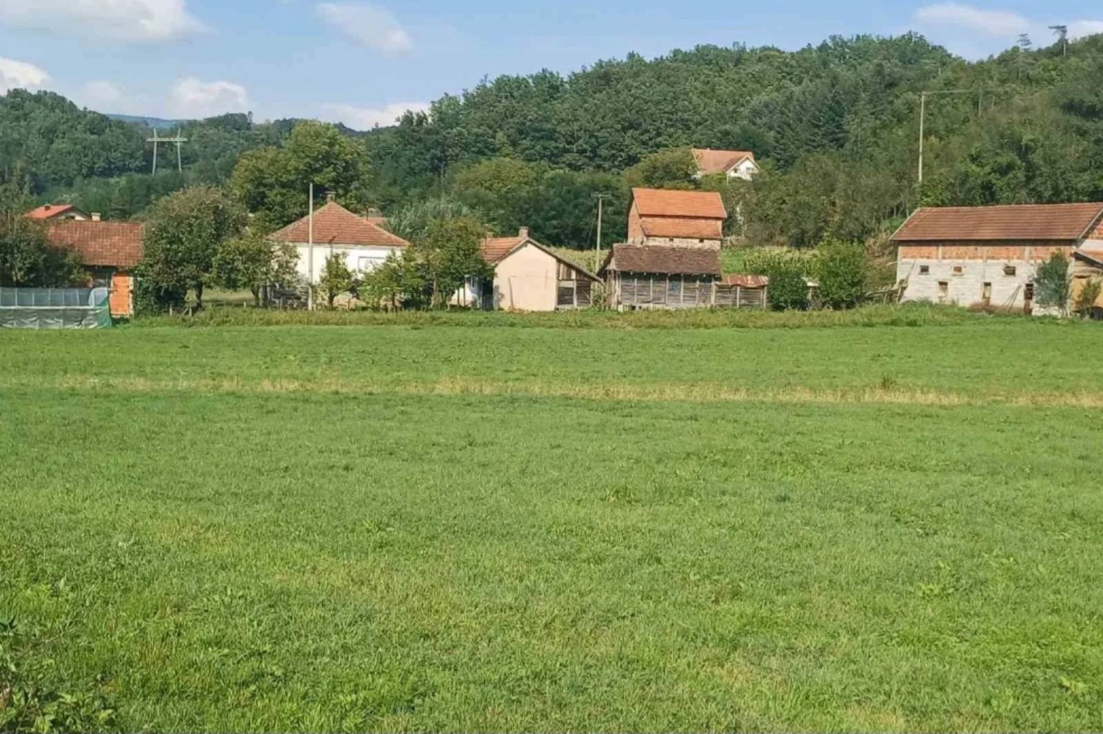 Prodajem seosko domacinstvo Bajina Basta Solotusa 4