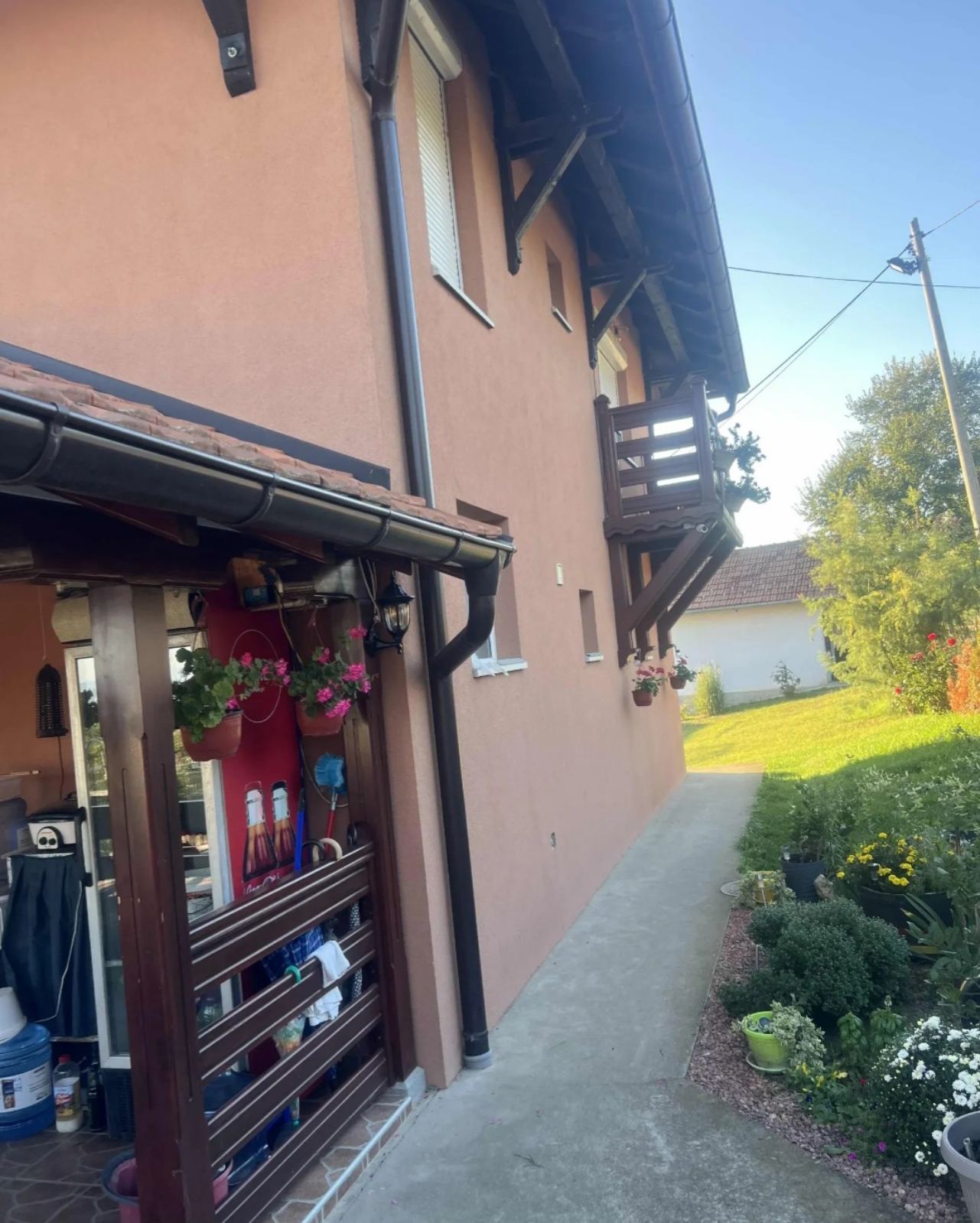 Prodajem seosko domacinstvo Gornji Milanovac Brdjani 2