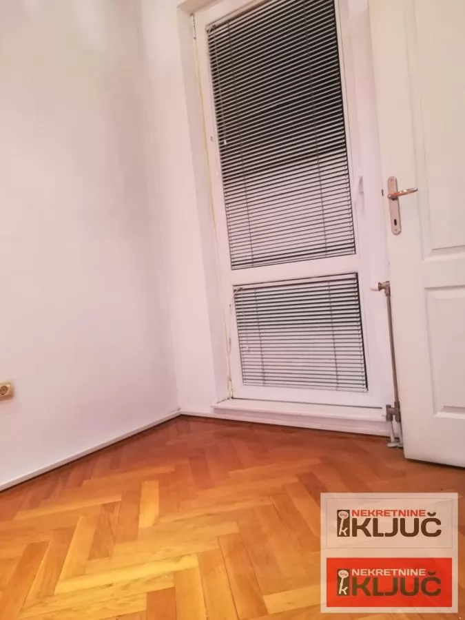 BULEVAR, 46m2, Dvosoban kod Futoške pijace 8