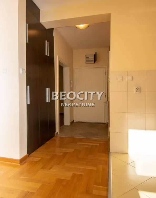 Dvosoban stan, 40 m2, Centar, Konstantina Filozofa ID: 90212 5