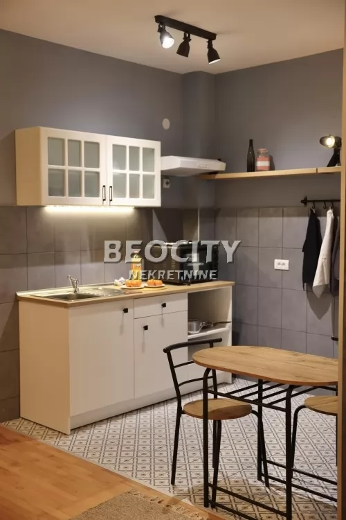 Trosoban stan, 60 m2, Zvezdara ID: 93549 5