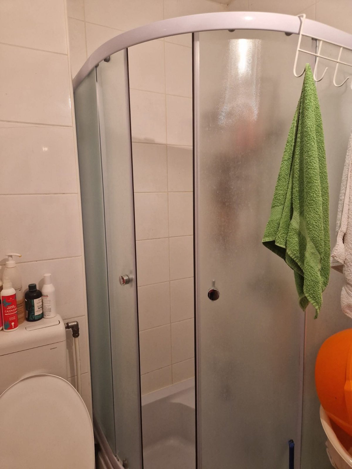 Prodajem stan u Velikom Gradistu 5