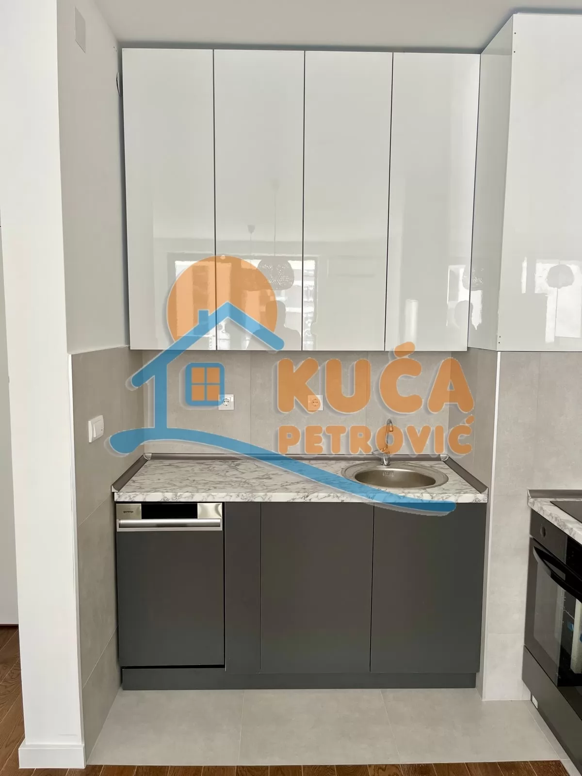 Jednosoban stan, 38 m2, Medijana, Blagoja Parovića ID: i-015192 8