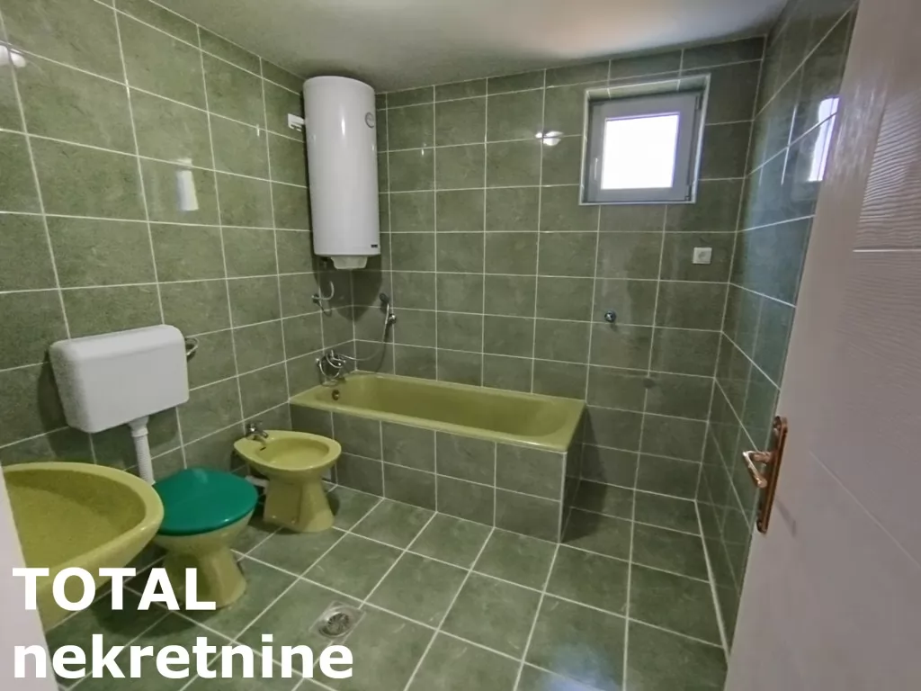 Kuca,SREMSKA KAMENICA,VOJINOVO,kv: 220.00, € 319300, ID: 3091472 18