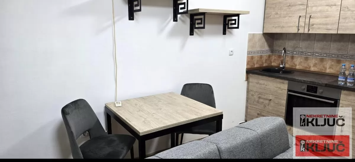 SAJMIŠTE IZDAJE SE MODERNO OPREMLJENA GARSONJERA 3