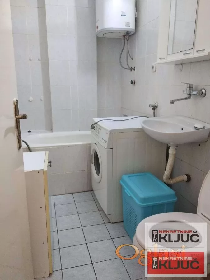 SOCIJALNO -nameštena garsonjera od 15.novembra 5