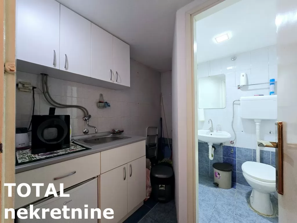 Stan,NOVI SAD,BULEVAR,kv: 73.00, € 192000, ID: 1101604 13