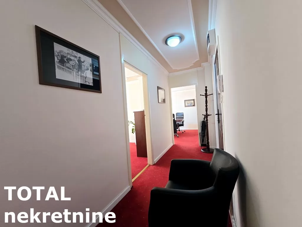 Stan,NOVI SAD,BULEVAR,kv: 73.00, € 192000, ID: 1101604 4