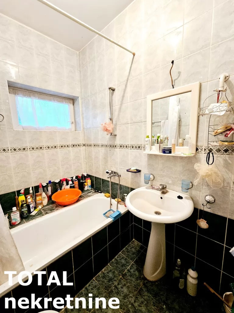 Stan,NOVI SAD,CENTAR,kv: 52.00, € 156000, ID: 1101651 9