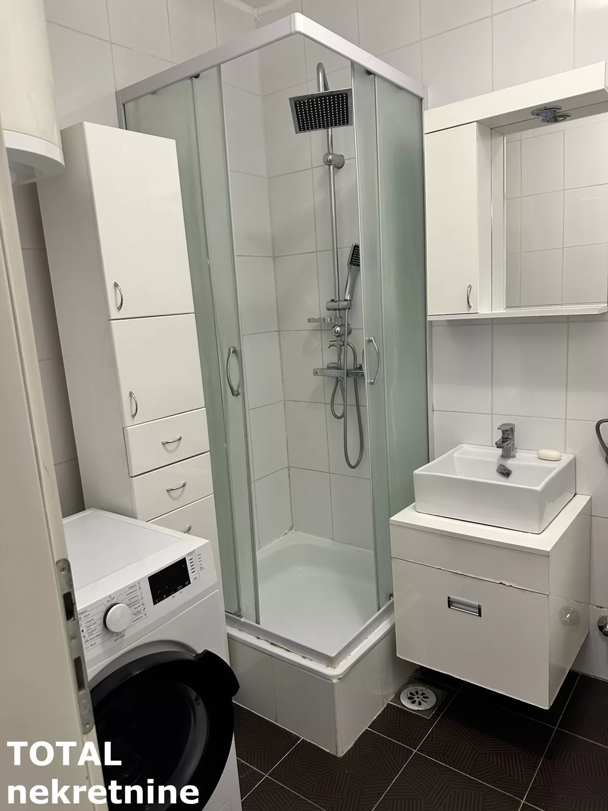 Stan,NOVI SAD,SAJAM,kv: 43.00, € 135000, ID: 1101444 15