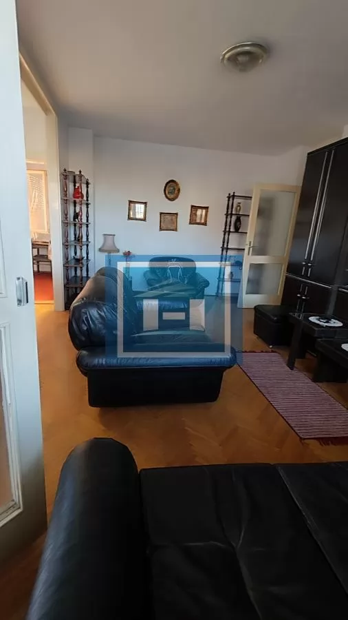 Veći porodični stan koji nudi maksimalni porodični komfor 37