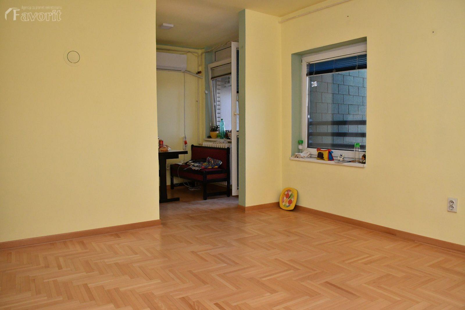 BANOVO BRDO, IVICE DEVCICA, 58m2 2