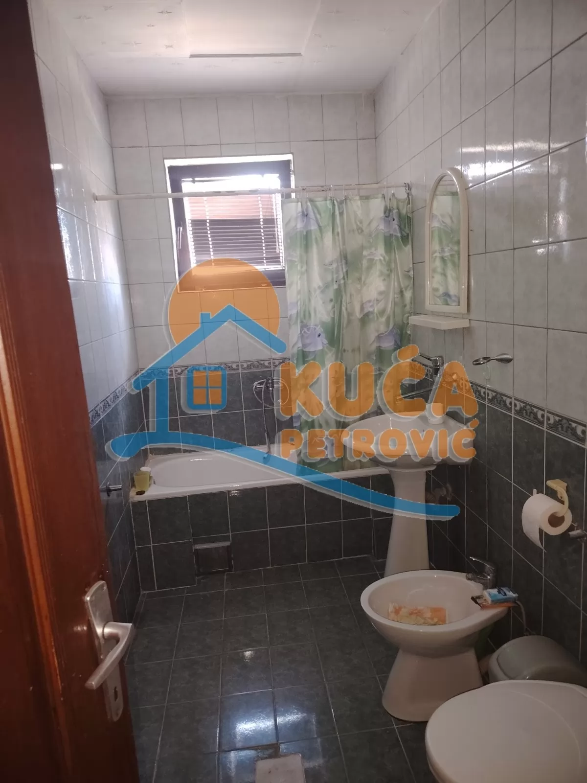 četvorosoban stan, 150 m2, Crveni Pevac, Dragiše Cvetkovića ID: i-015200 14