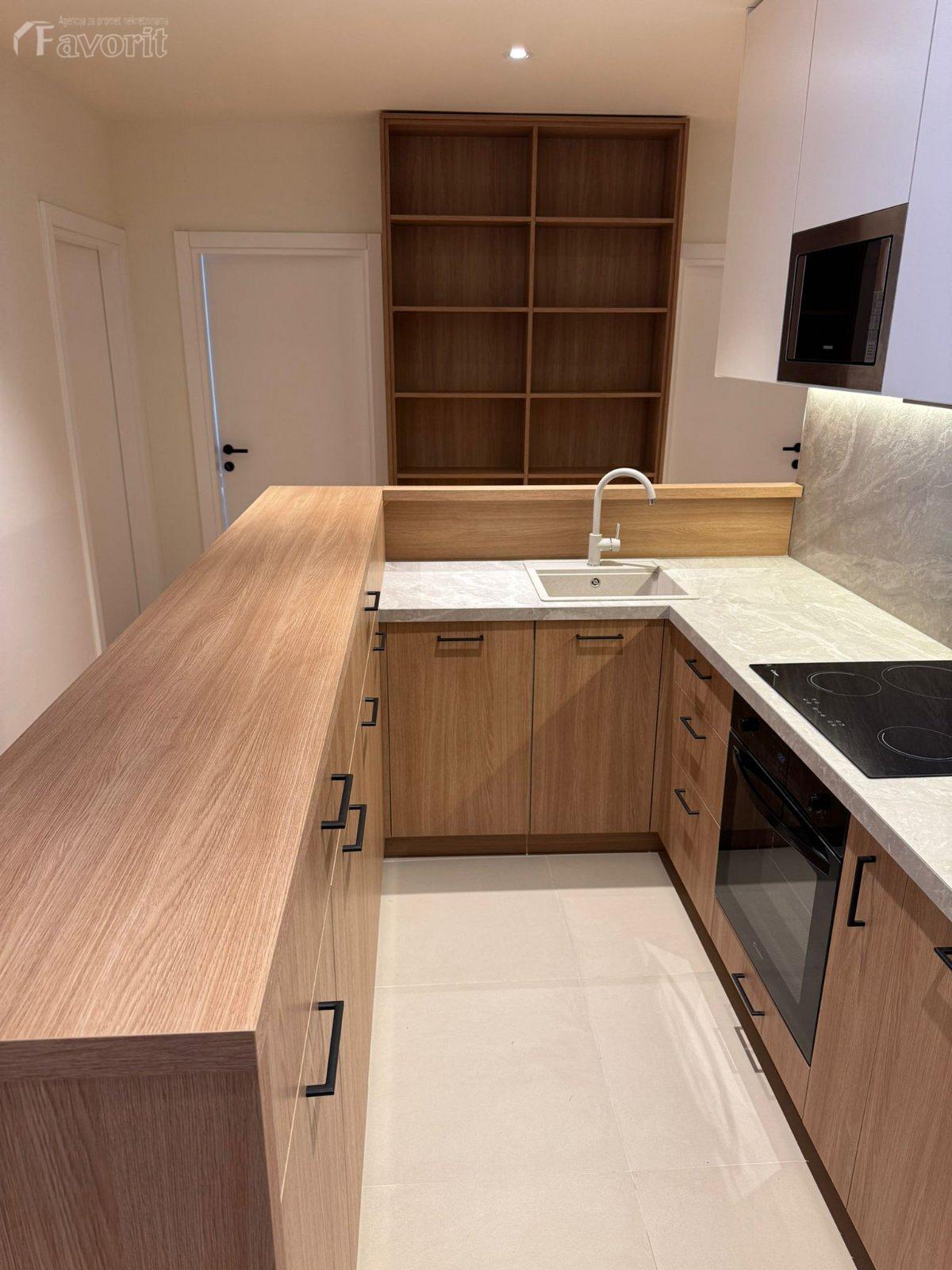 CRVENI KRST, BRANKA KRSMANOVICA, 96m2 5