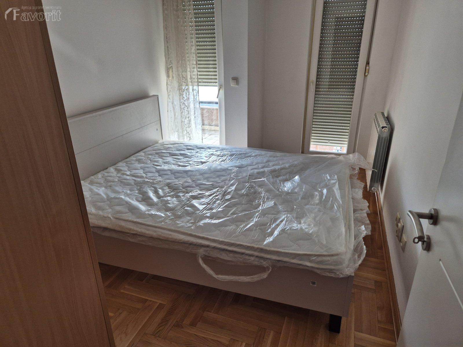 CRVENI KRST, CERSKA, 58m2 2