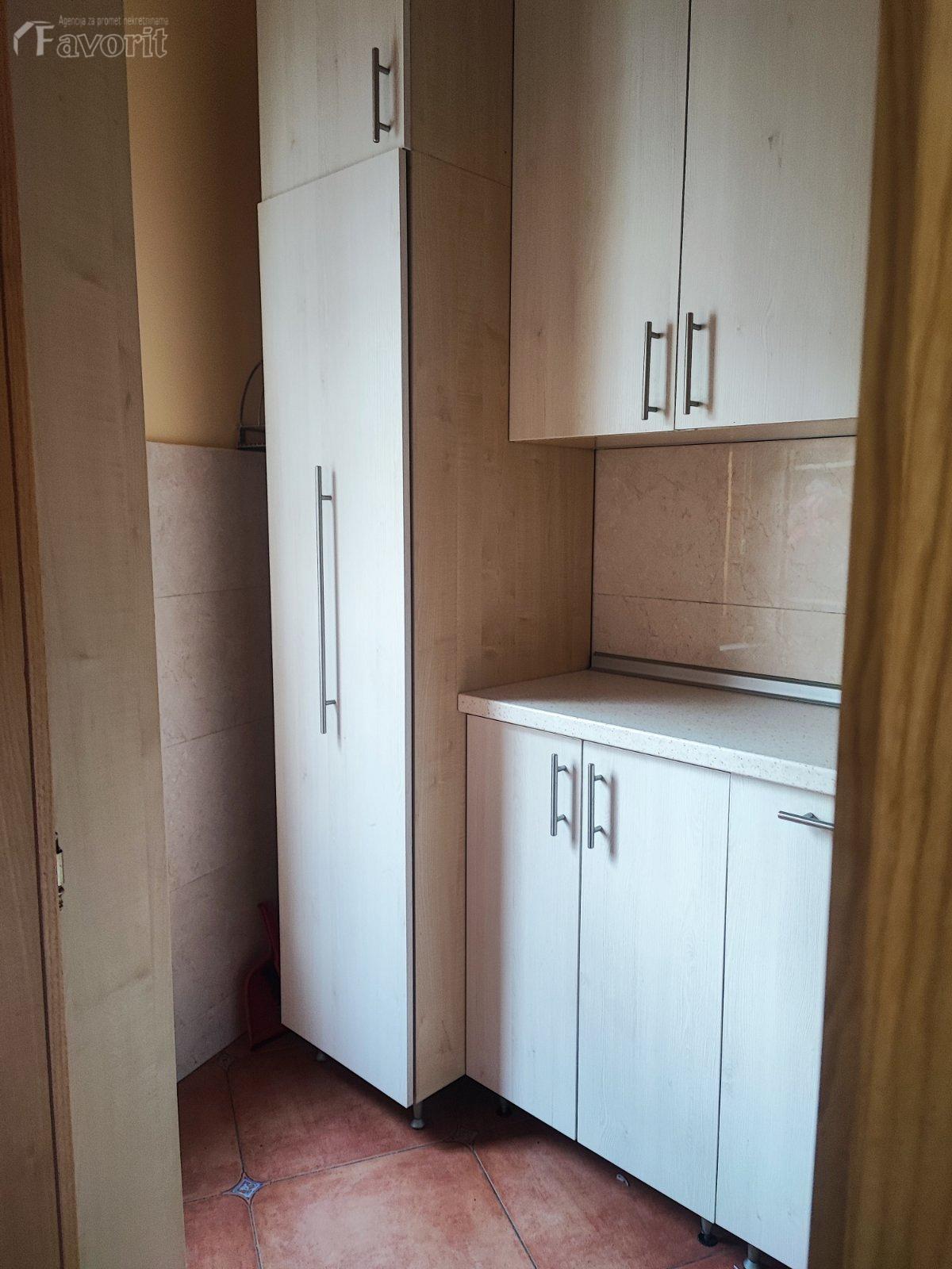 DORCOL, GOSPODAR JOVANOVA, 179m2 6