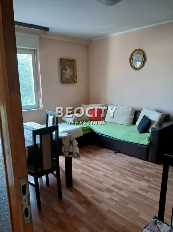 Dvosoban stan, 60 m2, Sajmište, Pariske komune ID: 124340 1