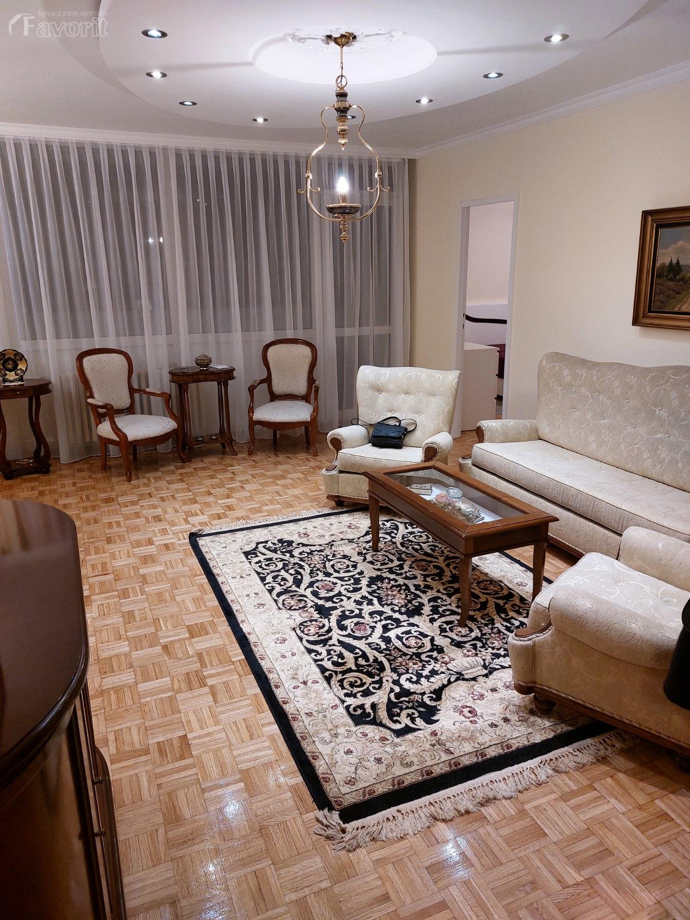 LION, BULEVAR KRALJA ALEKSANDRA, 92m2 1