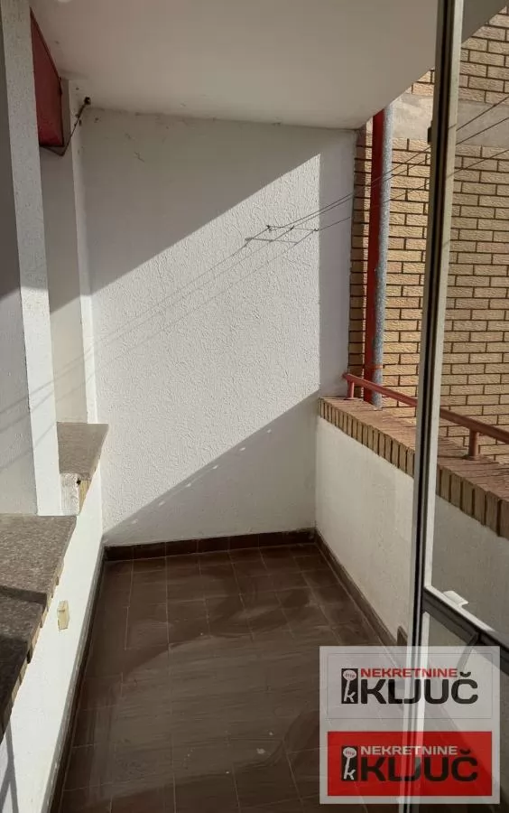 NOVO NASELJE-SAVINA, 73m2, Dvoiposoban, Fasadna cigla 10