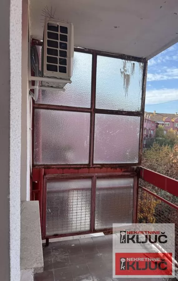 NOVO NASELJE-SAVINA, 73m2, Dvoiposoban, Fasadna cigla 11