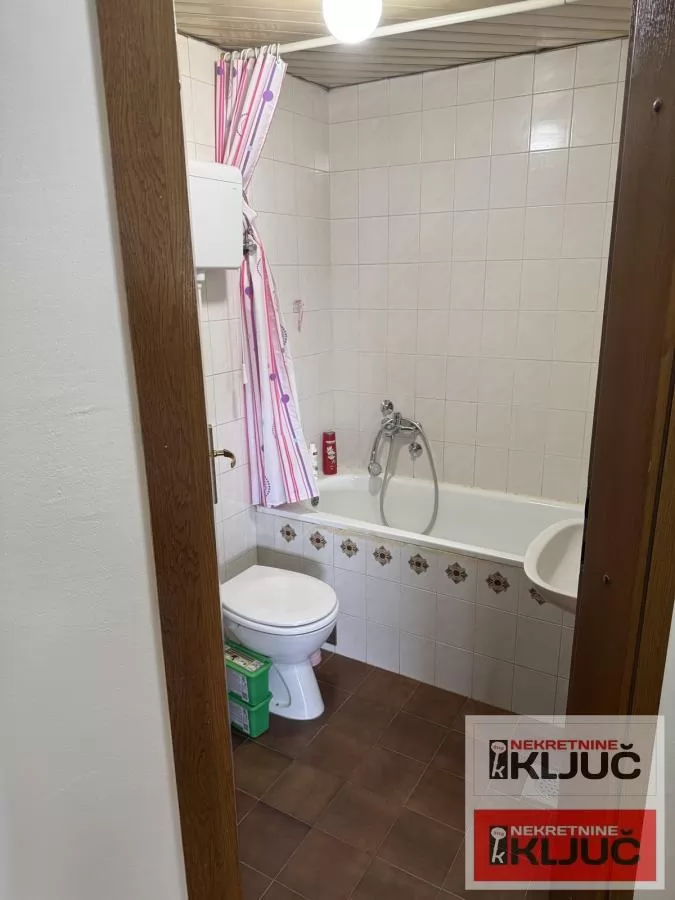 NOVO NASELJE-SAVINA, 73m2, Dvoiposoban, Fasadna cigla 12