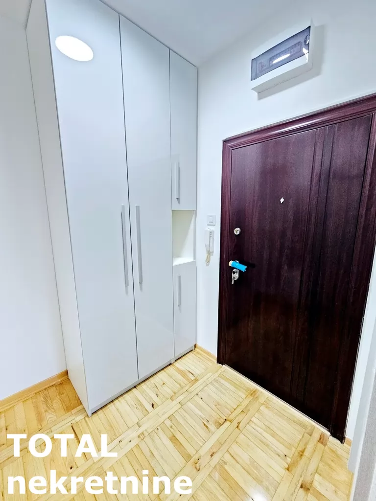 Stan,NOVI SAD,BULEVAR EVROPE,kv: 37.00, € 125000, ID: 1101611 11