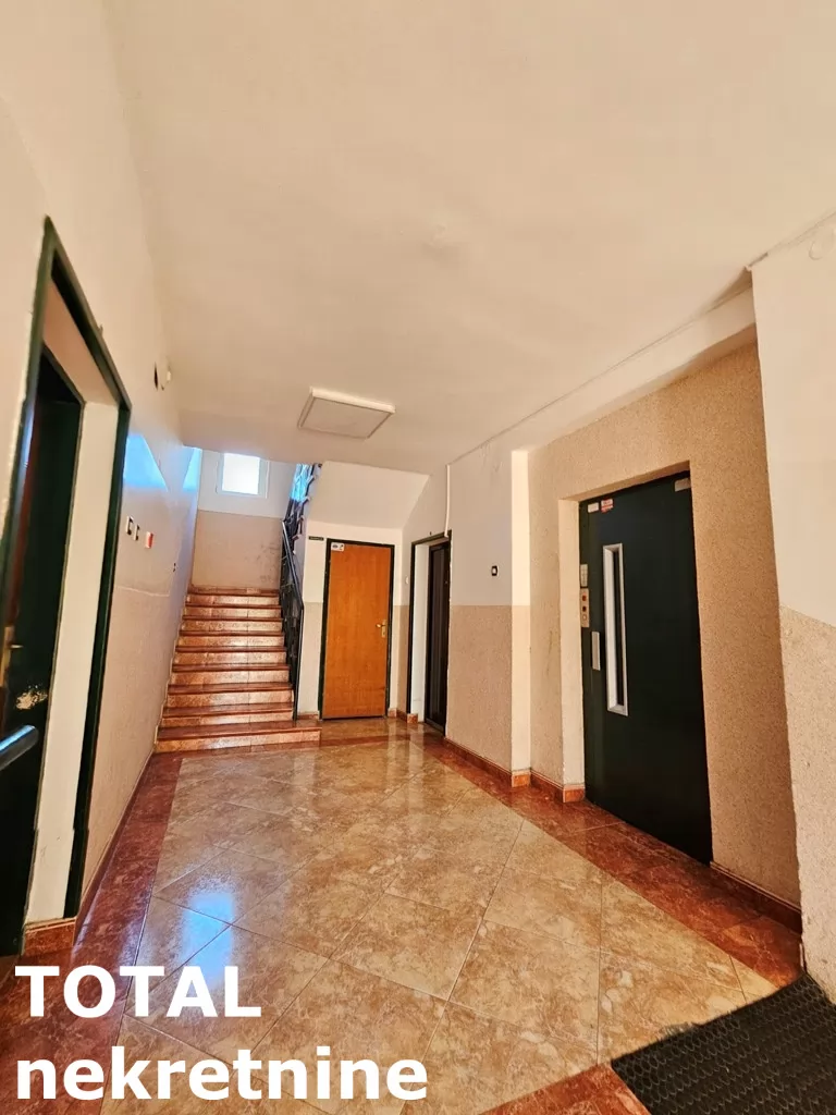 Stan,NOVI SAD,BULEVAR EVROPE,kv: 37.00, € 125000, ID: 1101611 15