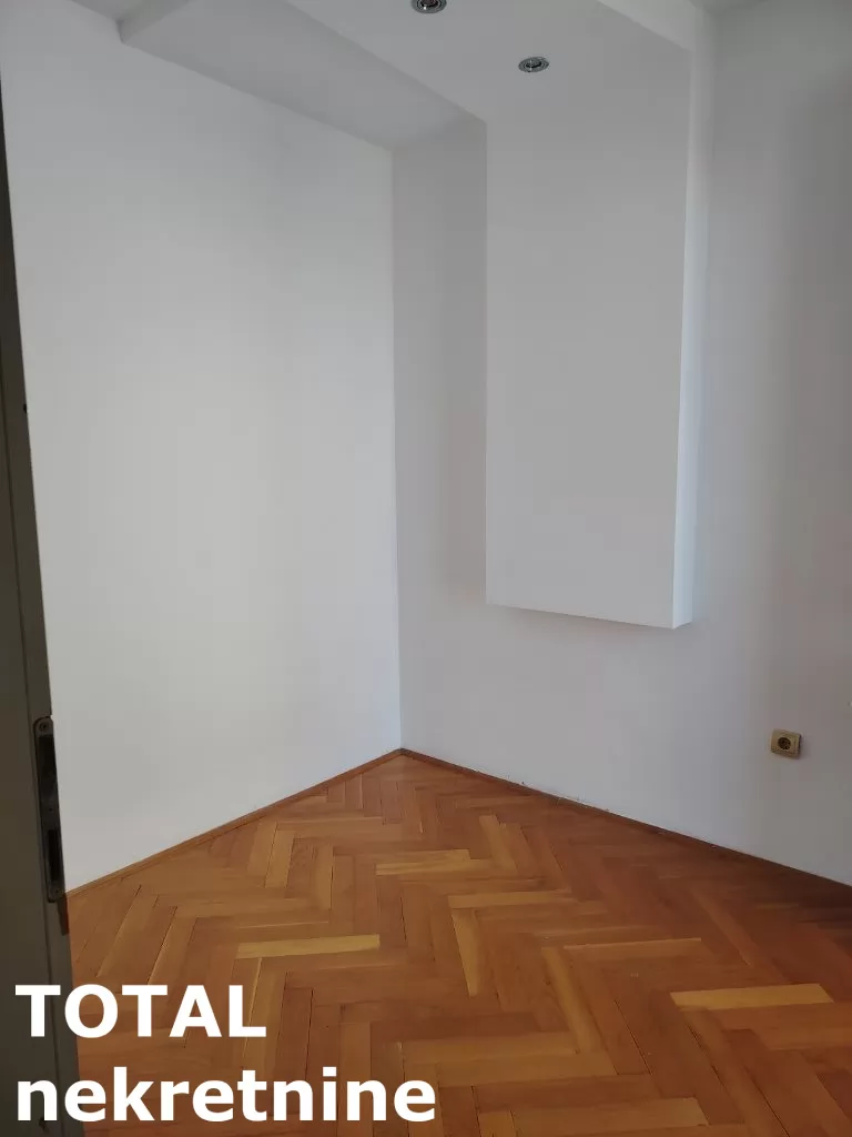 Stan,NOVI SAD,BULEVAR,kv: 46.00, € 138000, ID: 1101601 10