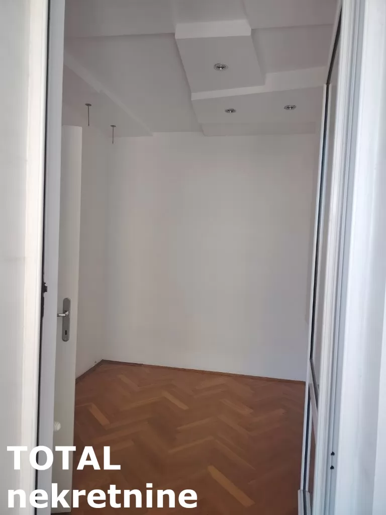 Stan,NOVI SAD,BULEVAR,kv: 46.00, € 138000, ID: 1101601 9