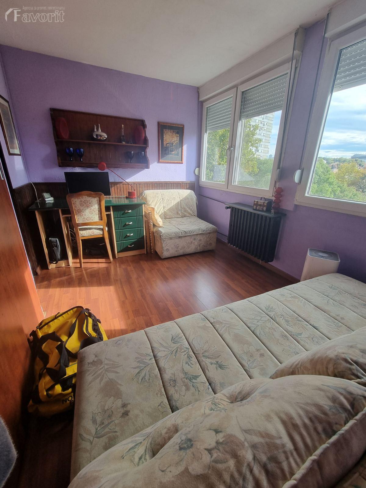 SUMICE, USTANICKA, 47m2 3