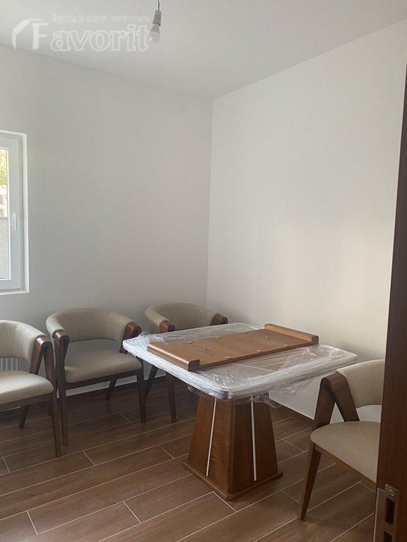 SURCIN, , 52m2 4