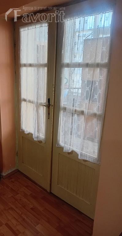 SURCIN, BRACE NOVAKOVIC, 94m2 3