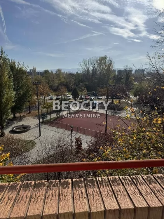 Trosoban stan, 78 m2, Novo naselje, Simeona Piščevića ID: 125083 12