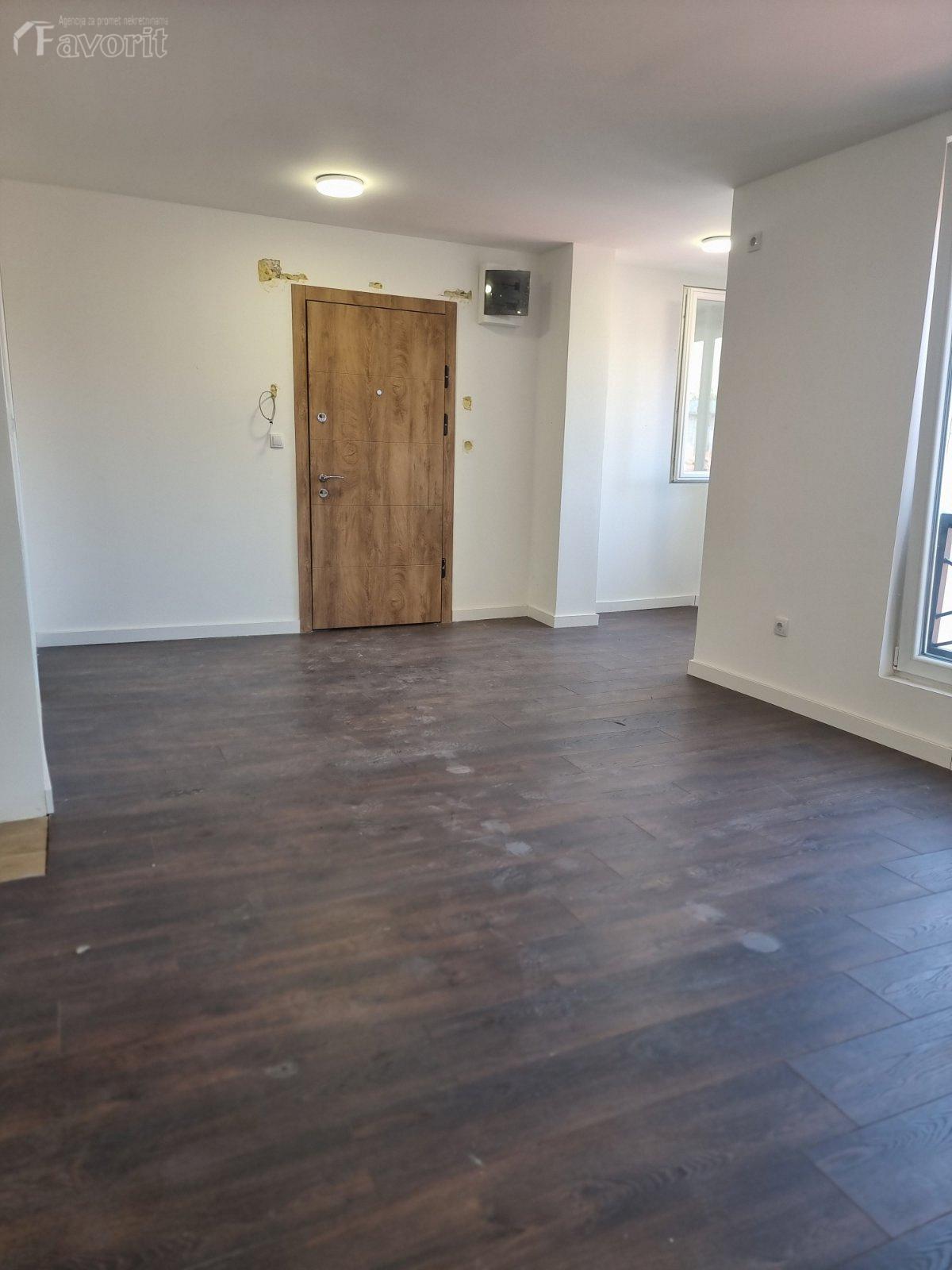 UCITELJSKO NASELJE, RUDJERA BOSKOVICA, 57m2 2