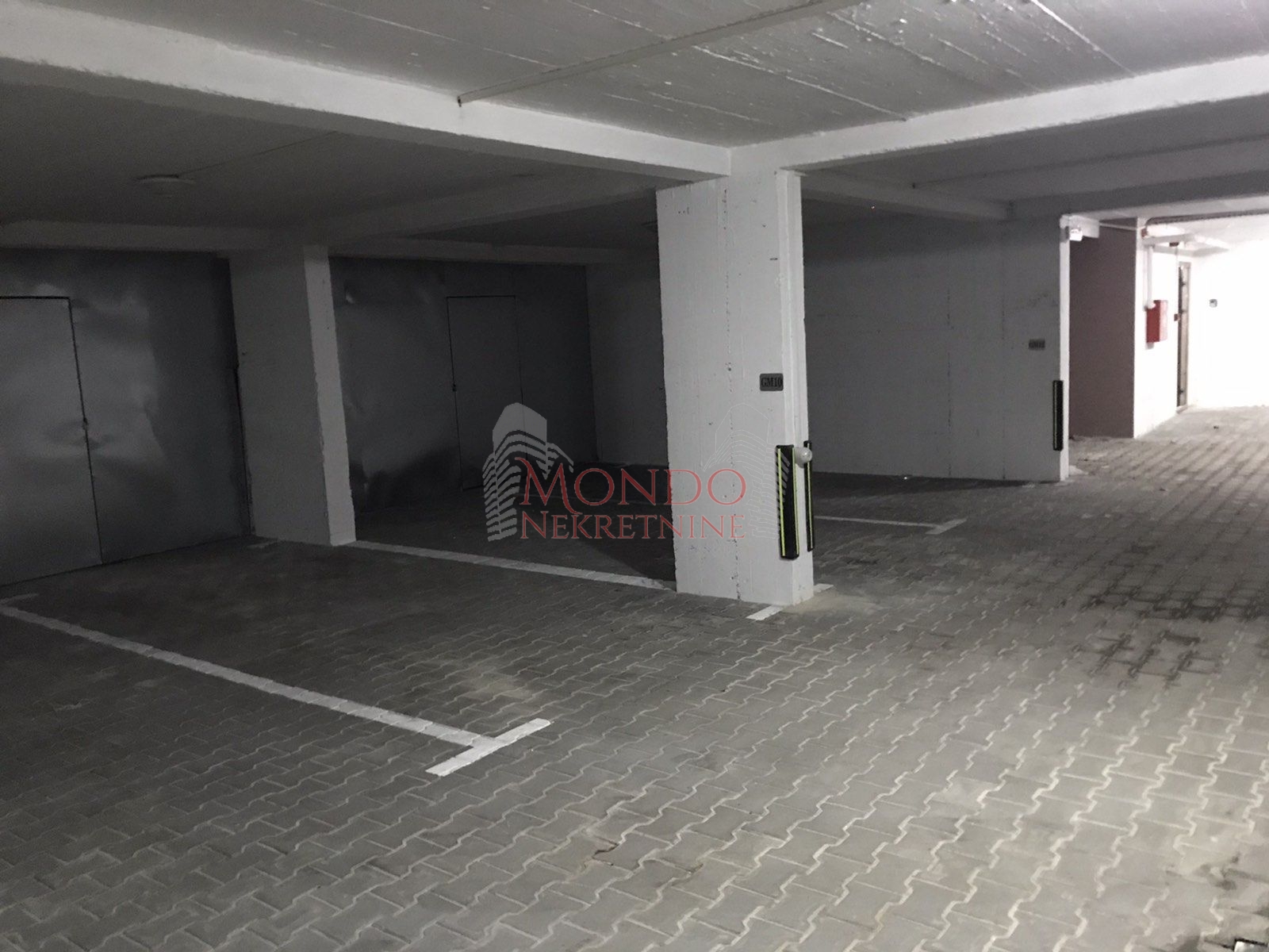 Parking mesto u podzemnoj garazi, novogradnja, Cair, Branislava Nusica 1