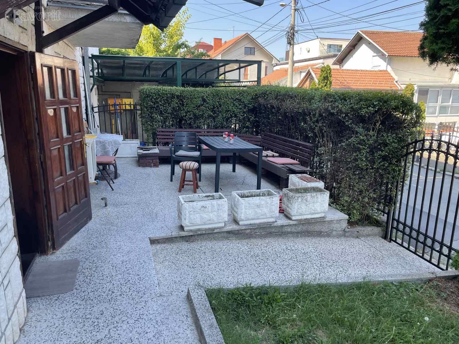 VOJVODE STEPE, MILKE GRGUROVE, 68m2 1