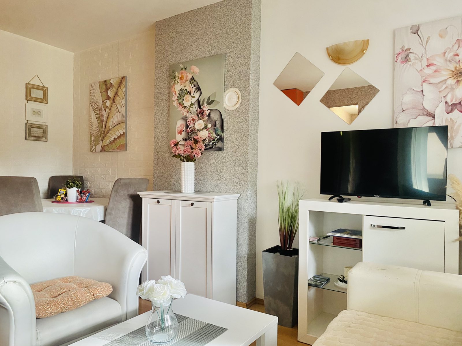 Prodajem apartman na Divcibarama 3